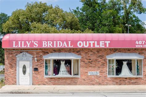 Lilys bridal - Hundreds of discounted designer wedding dresses all under $1499. Lily's Bridal Outlet is the largest discounted designer wedding dress boutique in Florida. Book your …